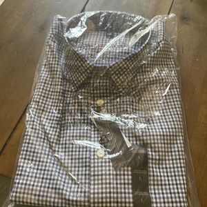 NWT Banana Republic Factory Men’s Untucked shirt large